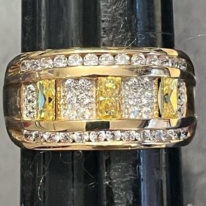 14k Solid Gold Victoria Wieck Vintage estate Absolute cz White Canary Ring HSN